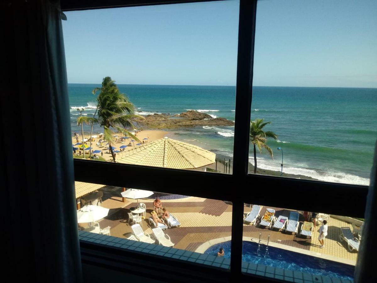 Frente Mar Em Ondina Salvador