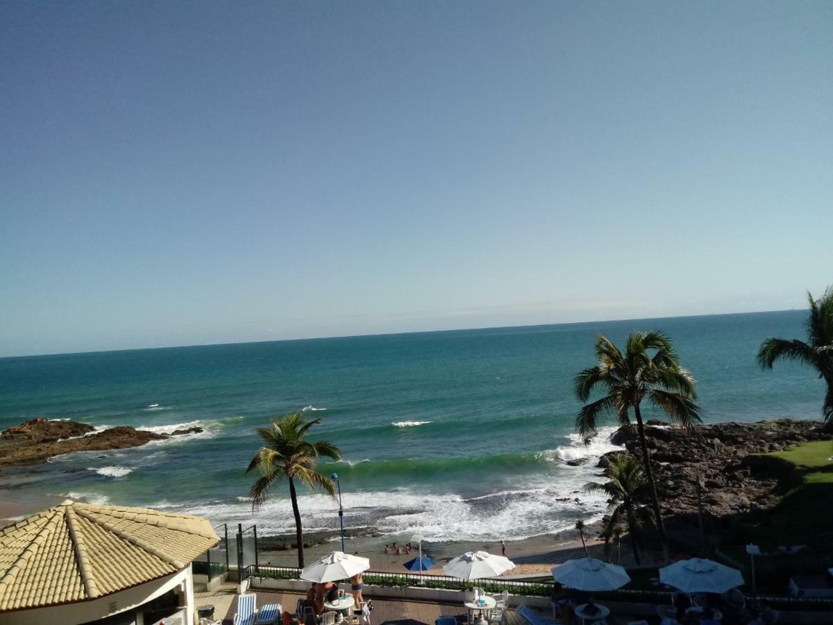 Apartment Frente Mar Em Ondina *